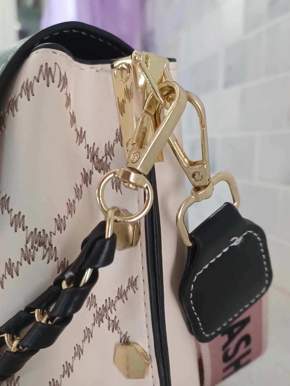 Black Cream Pink Diamond Crossbody Mini Box Bag Purse Removable Wide Strap - Picture 10 of 11